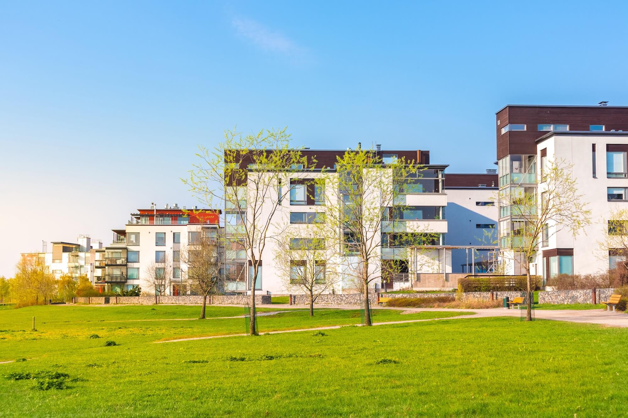 Vesikiertoinen lattialämmitys – mukavuutta ja energiatehokkuutta
